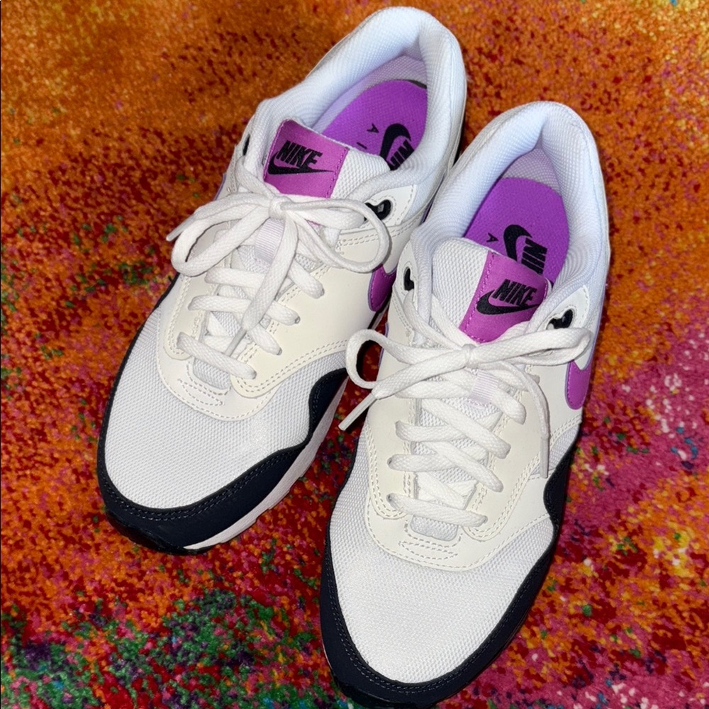 Nike Air Max 1 Sneakers 7y